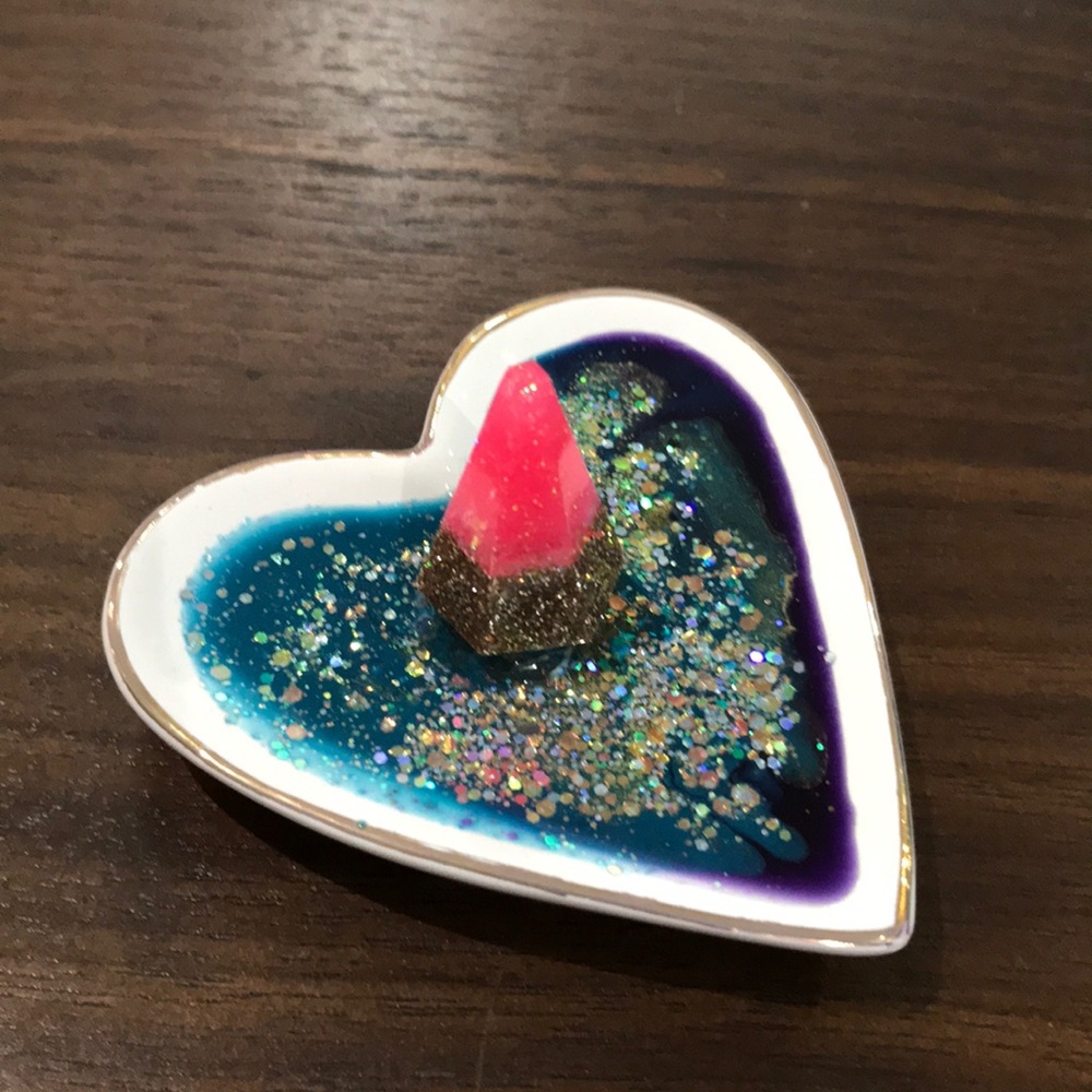 Small trinket tray.